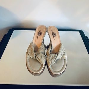 Tommy Bahama Twilight Serena Hemp Sandals